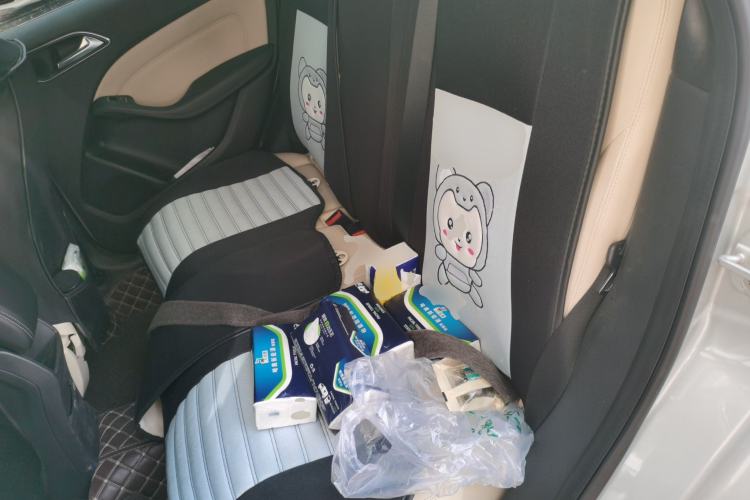 Used Mercedes-Benz B-Class 2012 B 180 Left Rear Seat