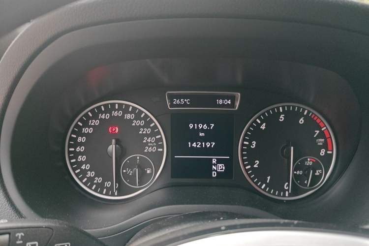 Used Mercedes-Benz B-Class 2012 B 180 Odometer Close Up
