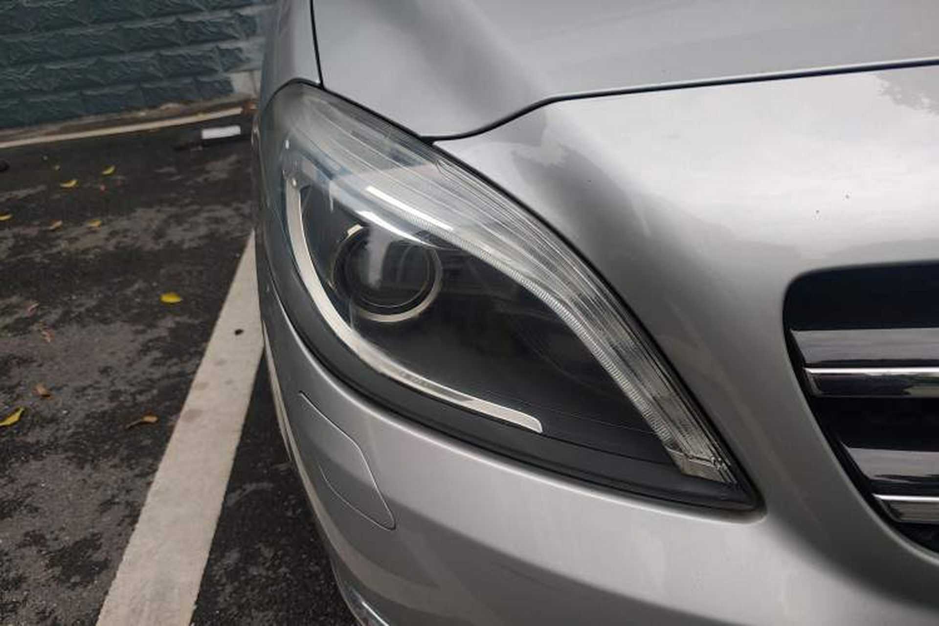 Used Mercedes-Benz B-Class 2012 B 200 Right Front Headlight