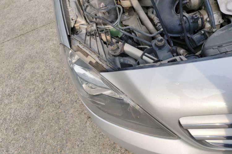 Used Mercedes-Benz B-Class 2012 B 180 Right Front Headlight