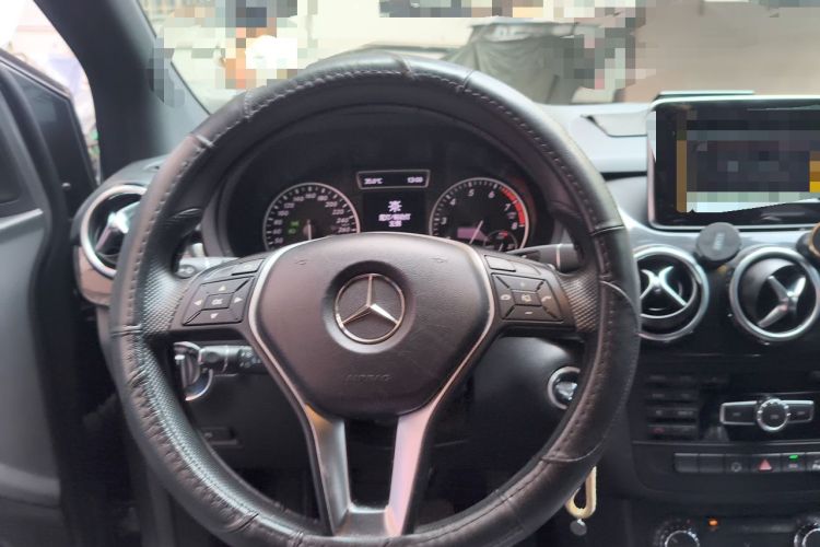 Used Mercedes-Benz B-Class 2012 B 180 Steering Wheel