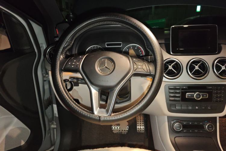 Used Mercedes-Benz B-Class 2012 B 200 Steering Wheel