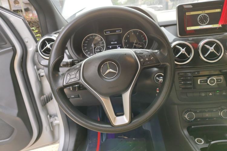 Used Mercedes-Benz B-Class 2012 B 180 Steering Wheel