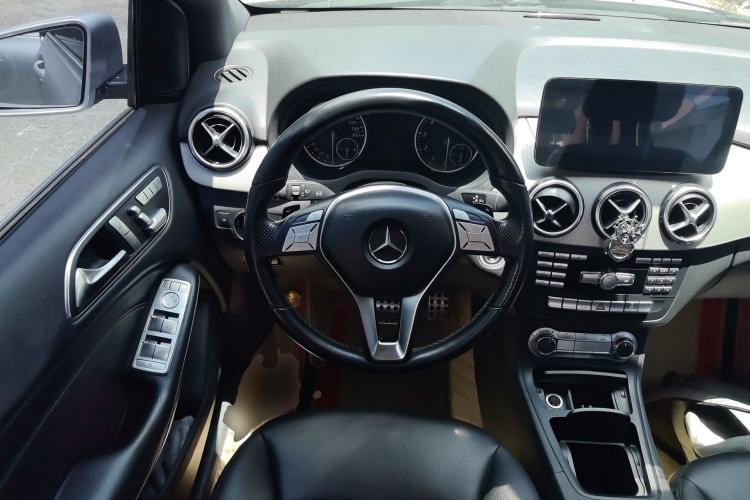 Used Mercedes-Benz B-Class 2012 B 200 Steering Wheel