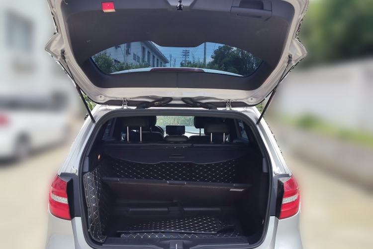 Used Mercedes-Benz B-Class 2012 B 200 Trunk