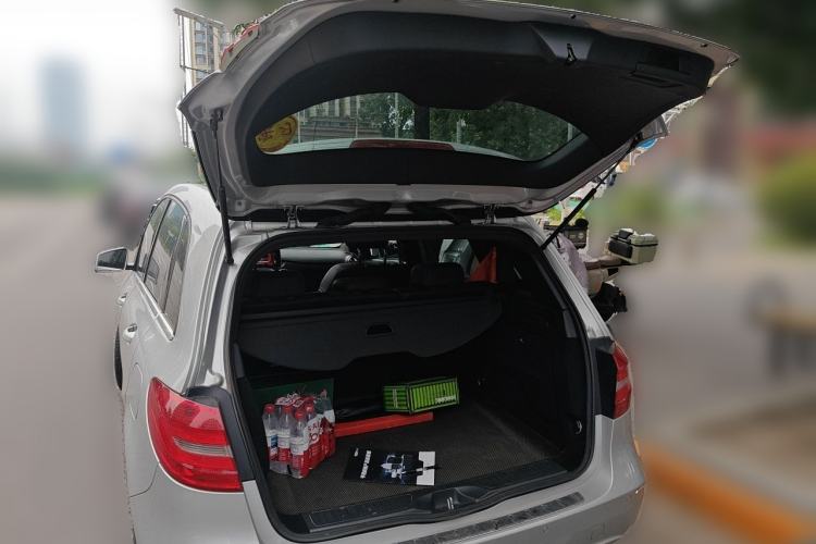 Used Mercedes-Benz B-Class 2012 B 180 Trunk