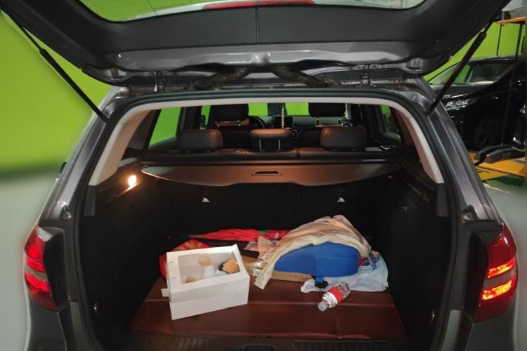 Used Mercedes-Benz B-Class 2012 B 180 Trunk