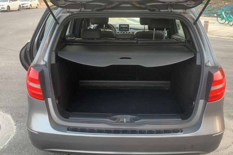 Used Mercedes-Benz B-Class 2012 B 180 Trunk