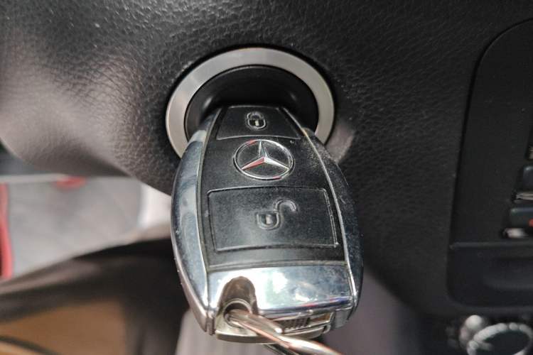 Used Mercedes-Benz B-Class 2012 B 180 Vehicle Key