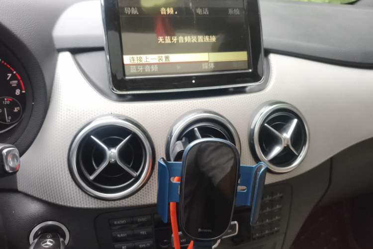Used Mercedes-Benz B-Class 2012 B 200 Audio And AC Panel