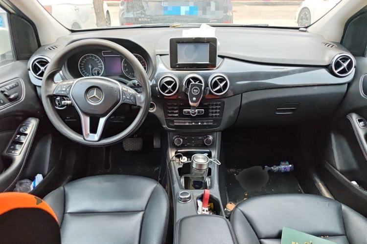 Used Mercedes-Benz B-Class 2012 B 180 Center Console