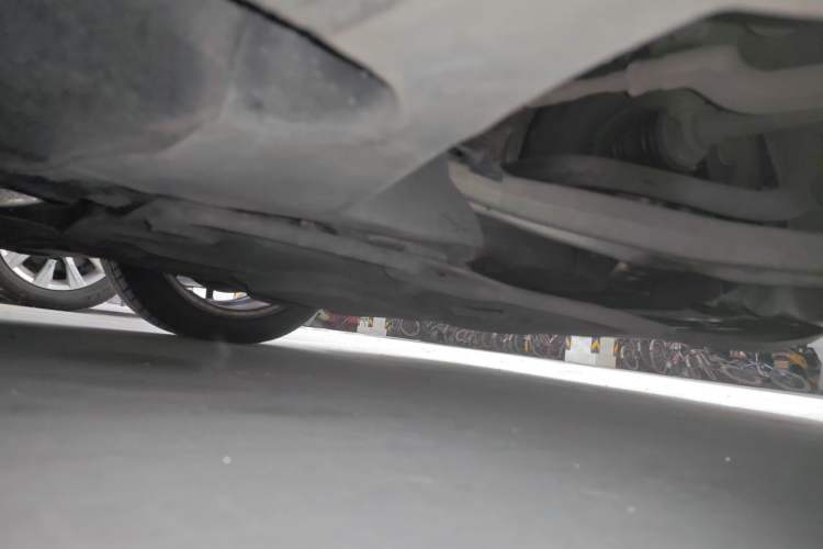 Used Mercedes-Benz B-Class 2012 B 180 Chassis Front Left