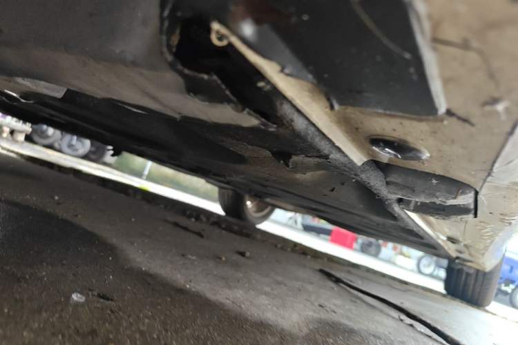 Used Mercedes-Benz B-Class 2012 B 180 Chassis Front Left