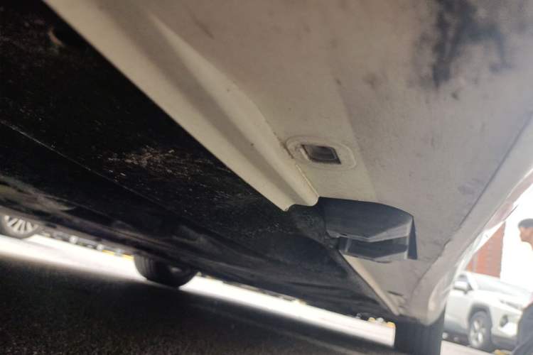 Used Mercedes-Benz B-Class 2012 B 180 Chassis Rear Right