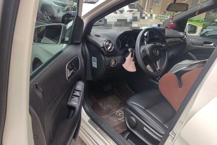 Used Mercedes-Benz B-Class 2012 B 180 Driver Seat