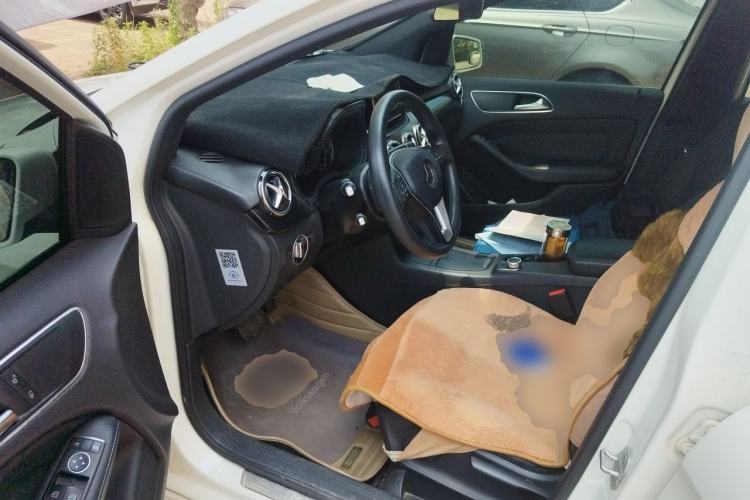 Used Mercedes-Benz B-Class 2012 B 180 Driver Seat
