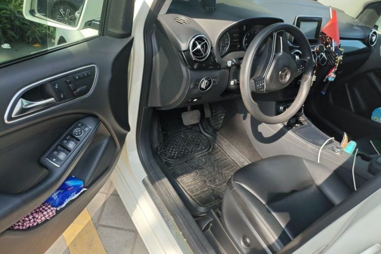 Used Mercedes-Benz B-Class 2012 B 180 Driver Seat
