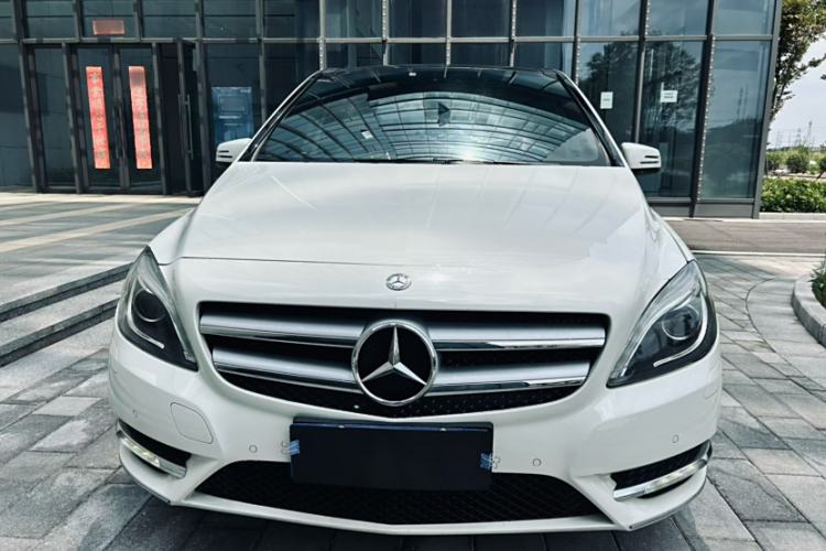 Used Mercedes-Benz B-Class 2012 B 200 Exterior 12