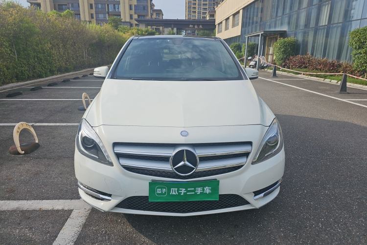 Used Mercedes-Benz B-Class 2012 B 200 Exterior 4