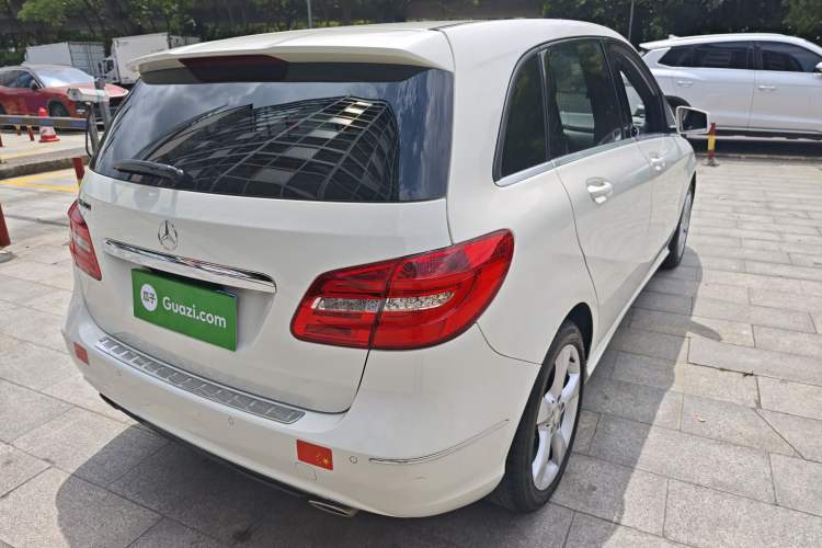 Used Mercedes-Benz B-Class 2012 B 200 Exterior 5