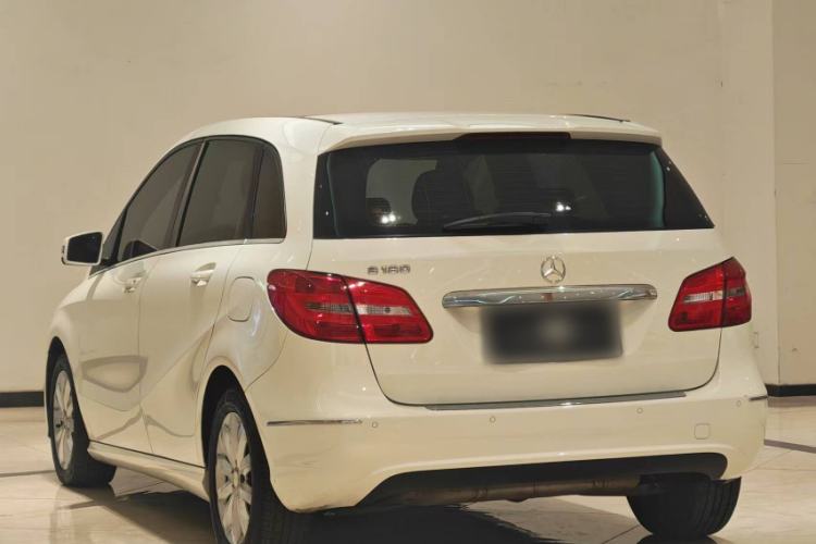 Used Mercedes-Benz B-Class 2012 B 180 Exterior 5