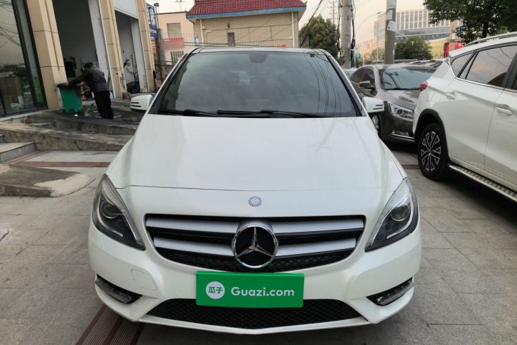 Used Mercedes-Benz B-Class 2012 B 200 Front