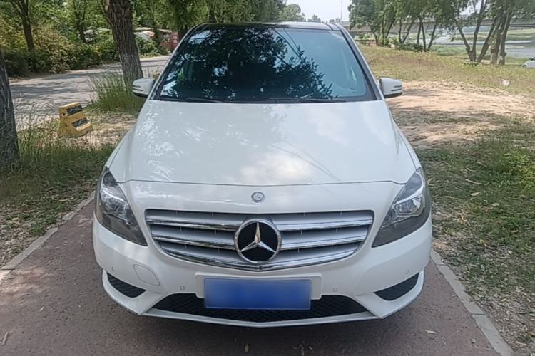 Used Mercedes-Benz B-Class 2012 B 180 Front