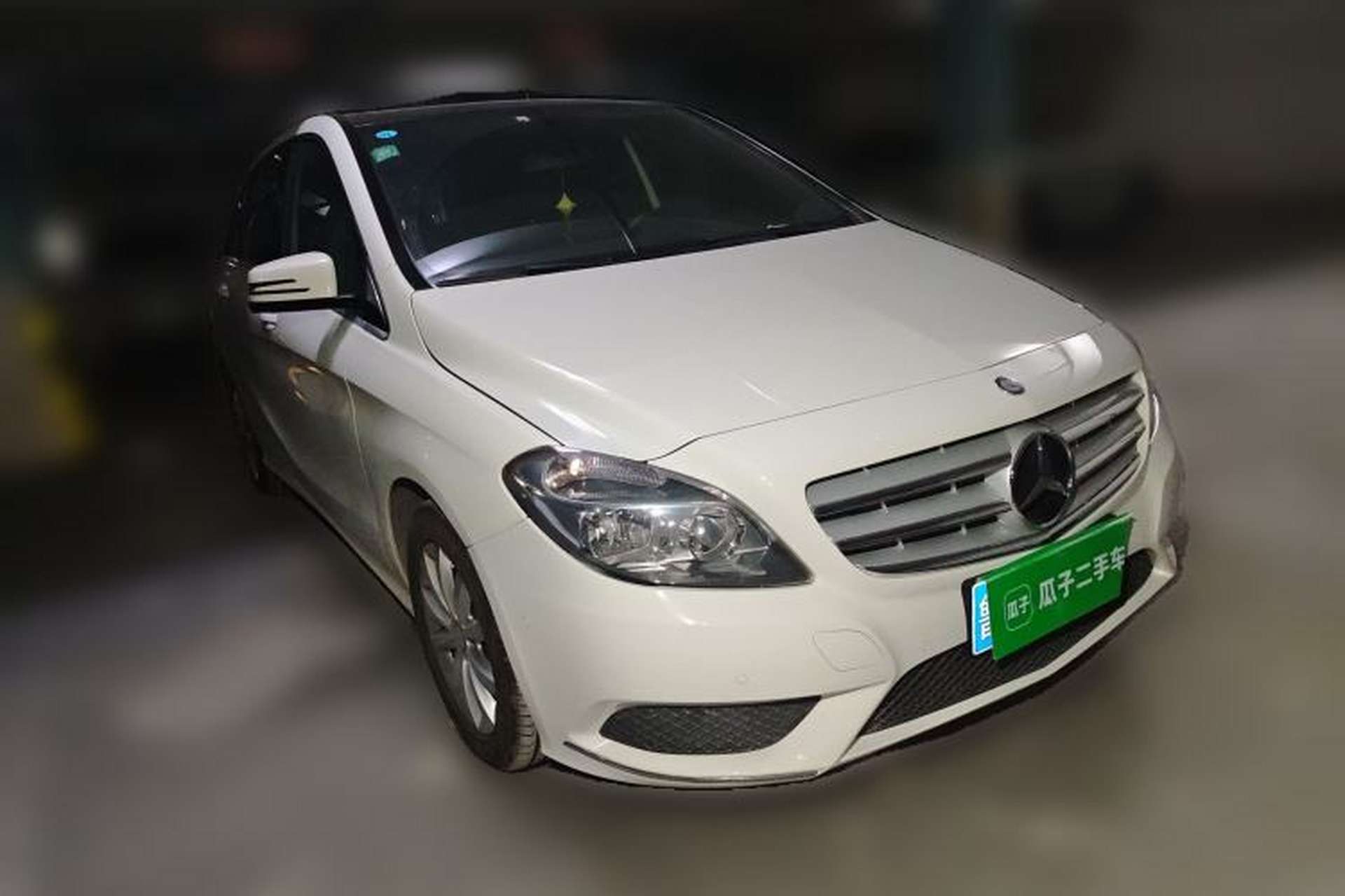 Used Mercedes-Benz B-Class 2012 B 180 Front Right 45 Deg