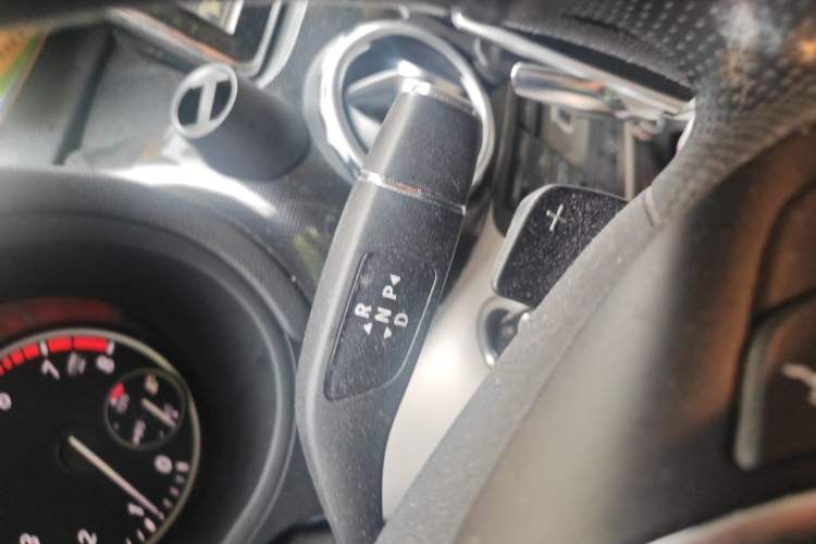 Used Mercedes-Benz B-Class 2012 B 180 Gear Lever
