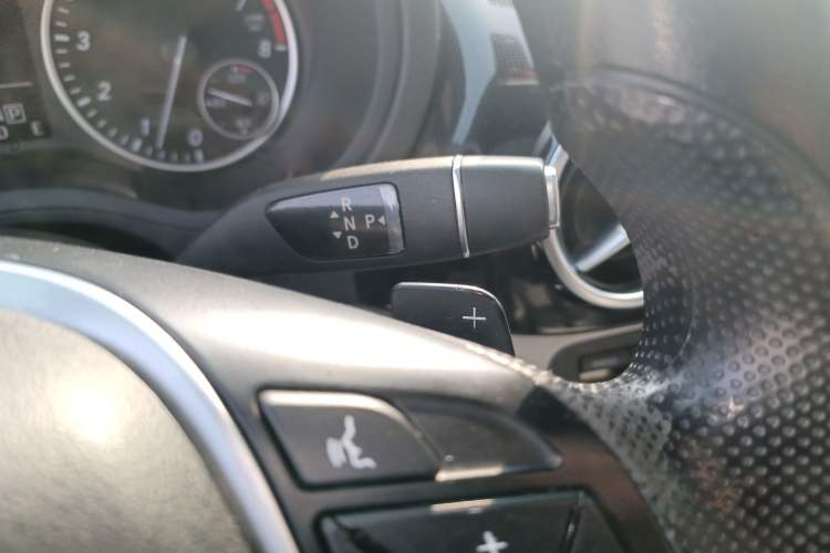 Used Mercedes-Benz B-Class 2012 B 180 Gear Lever