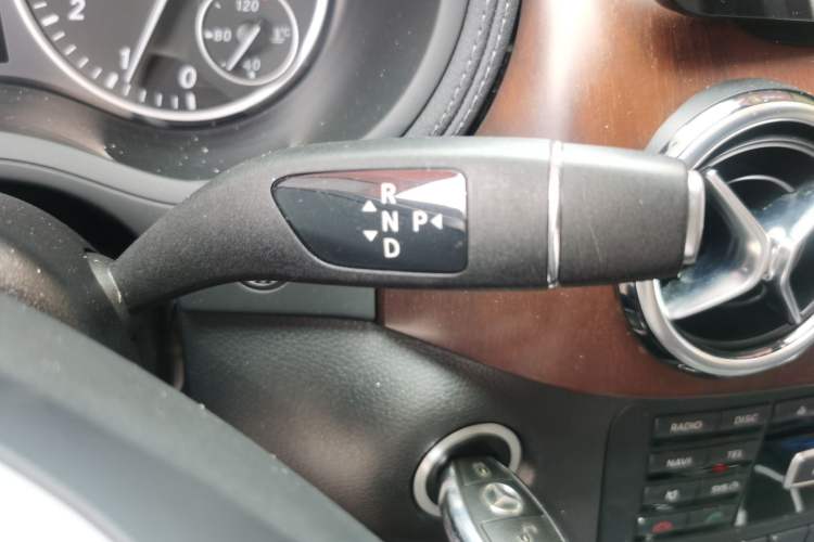 Used Mercedes-Benz B-Class 2012 B 200 Gear Lever