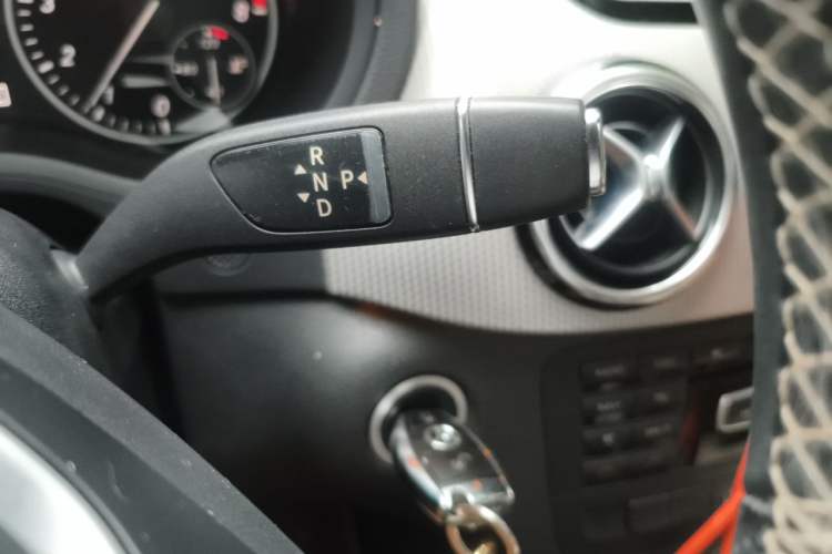 Used Mercedes-Benz B-Class 2012 B 200 Gear Lever