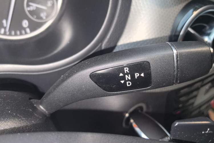 Used Mercedes-Benz B-Class 2012 B 200 Gear Lever