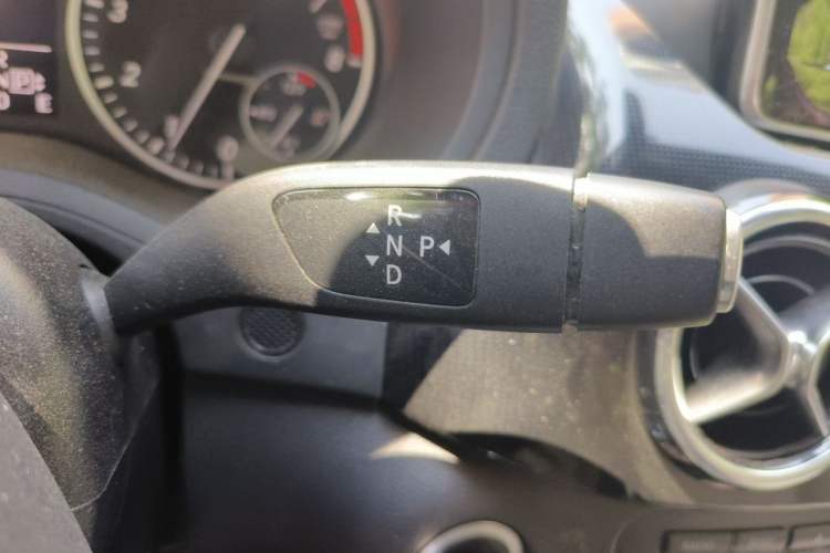 Used Mercedes-Benz B-Class 2012 B 180 Gear Lever