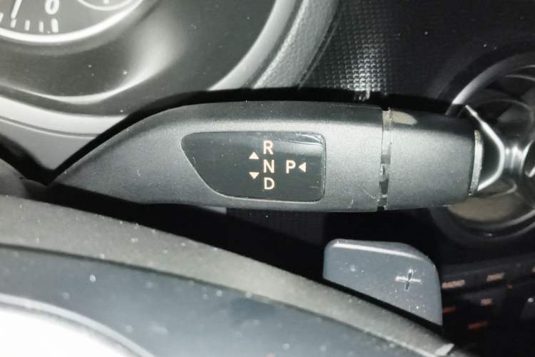 Used Mercedes-Benz B-Class 2012 B 180 Gear Lever