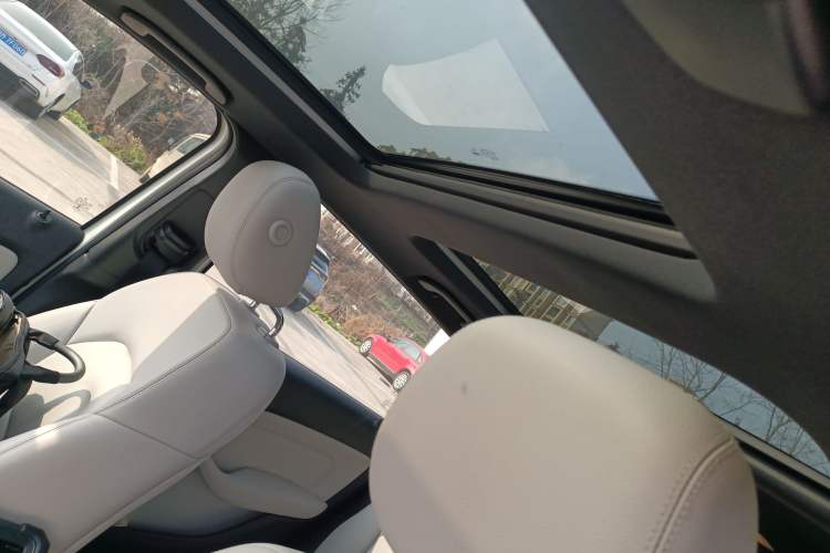 Used Mercedes-Benz B-Class 2012 B 180 Headliner