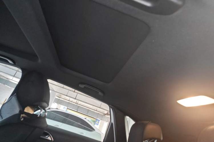 Used Mercedes-Benz B-Class 2012 B 180 Headliner