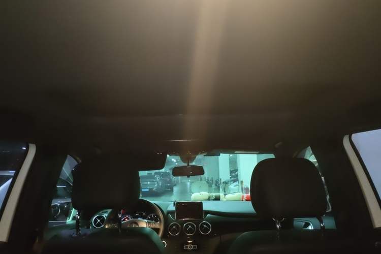 Used Mercedes-Benz B-Class 2012 B 180 Headliner