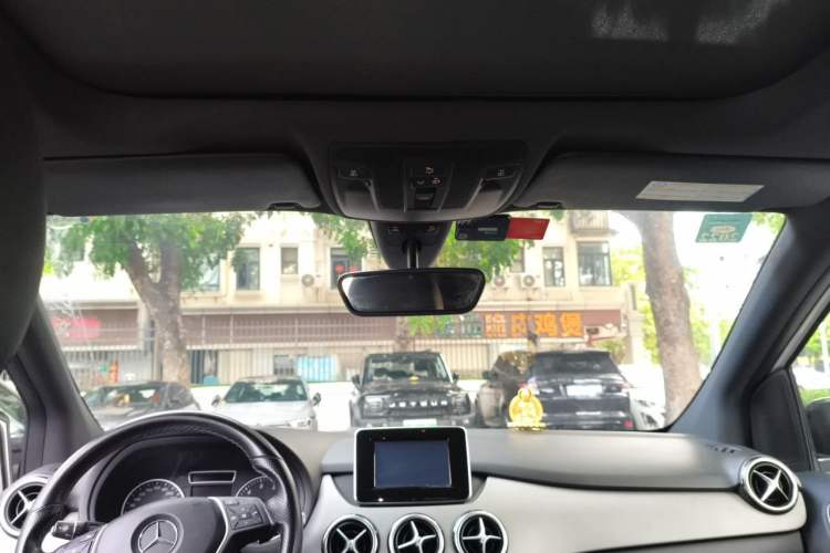 Used Mercedes-Benz B-Class 2012 B 200 Headliner