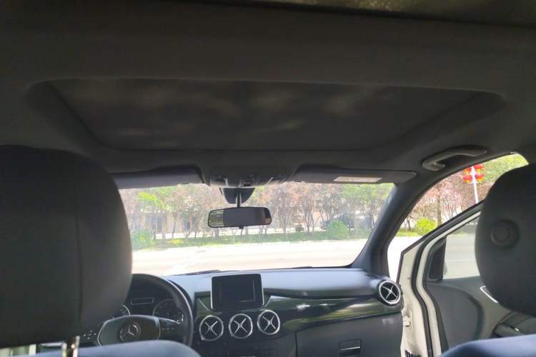 Used Mercedes-Benz B-Class 2012 B 180 Headliner