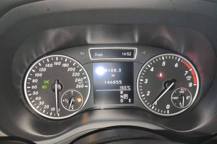 Used Mercedes-Benz B-Class 2012 B 180 Instrument Cluster