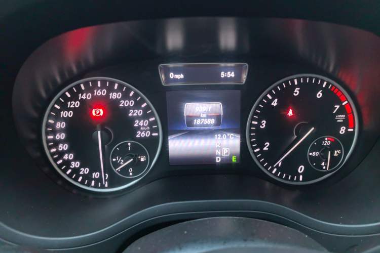 Used Mercedes-Benz B-Class 2012 B 200 Instrument Cluster
