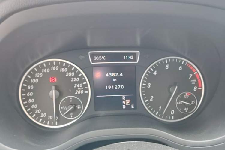 Used Mercedes-Benz B-Class 2012 B 180 Instrument Cluster