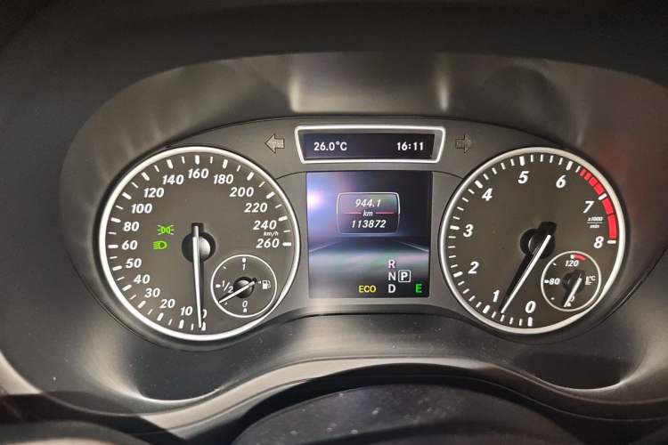 Used Mercedes-Benz B-Class 2012 B 200 Instrument Cluster