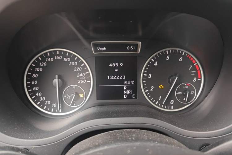 Used Mercedes-Benz B-Class 2012 B 180 base model (imported) Instrument Cluster