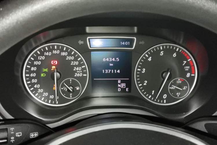 Used Mercedes-Benz B-Class 2012 B 180 Instrument Cluster