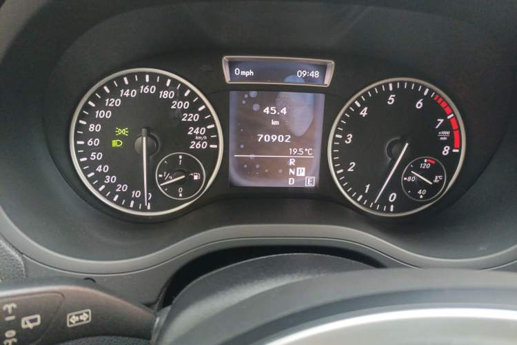 Used Mercedes-Benz B-Class 2012 B 200 Instrument Cluster