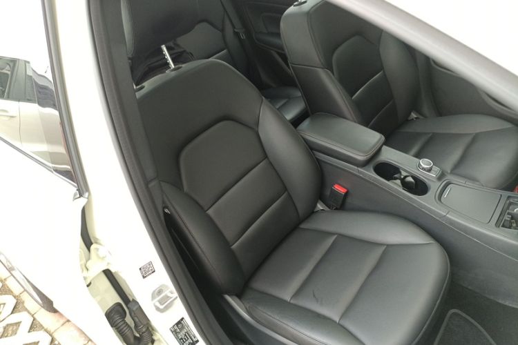 Used Mercedes-Benz B-Class 2012 B 200 Interior 11