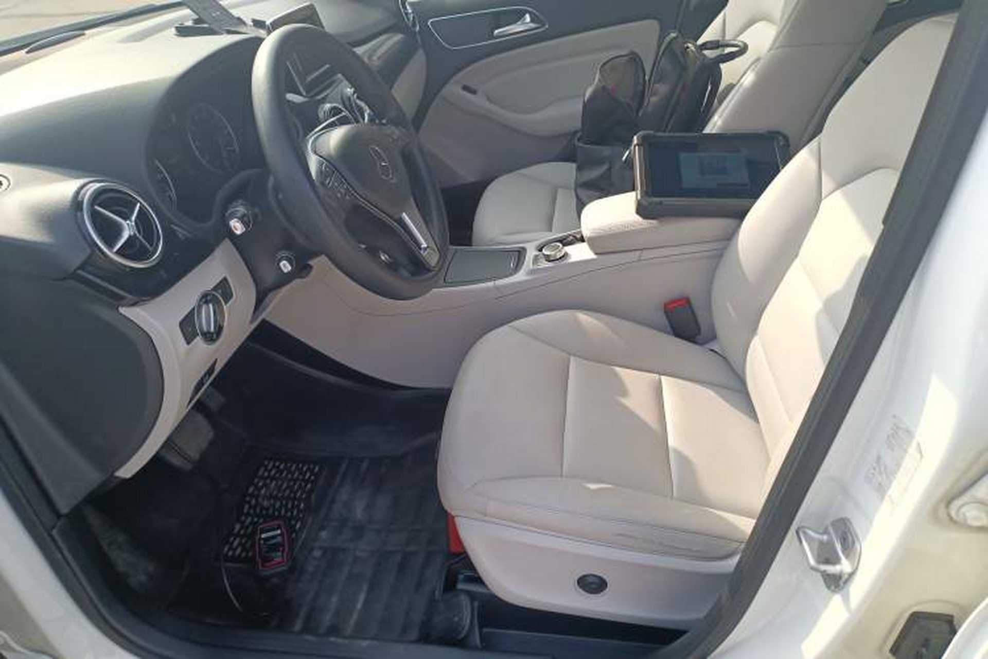 Used Mercedes-Benz B-Class 2012 B 180 Left Front Seat