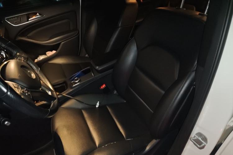 Used Mercedes-Benz B-Class 2012 B 200 Left Front Seat